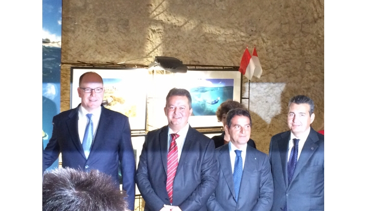 Il Principe Alberto di Monaco è arrivato a Castel dell'Ovo per visitare la mostra di Oliver Jude artista monegasco. Ad accoglierlo anche i Commercialisti